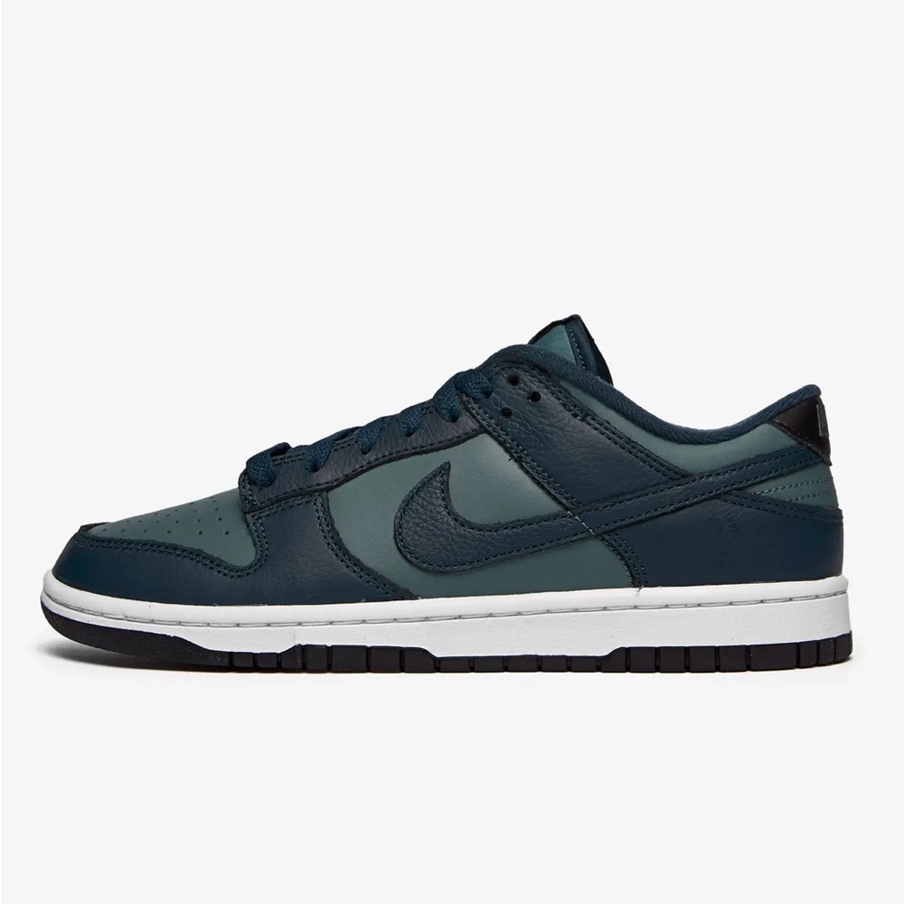 Nike Dunk Low "Mineral Slate Armory Navy" DR9705-300 (2022) Size 8 NEW